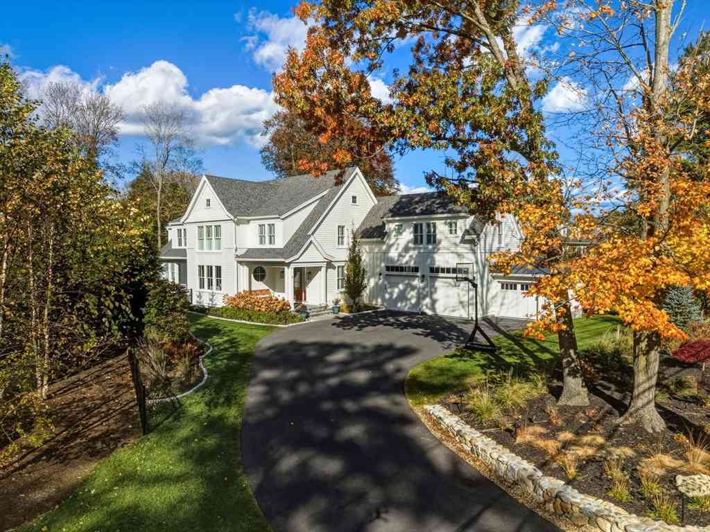 Homes For Sale - 9 Pelham Road<br/> Middlesex County, Lexington, MA 02421