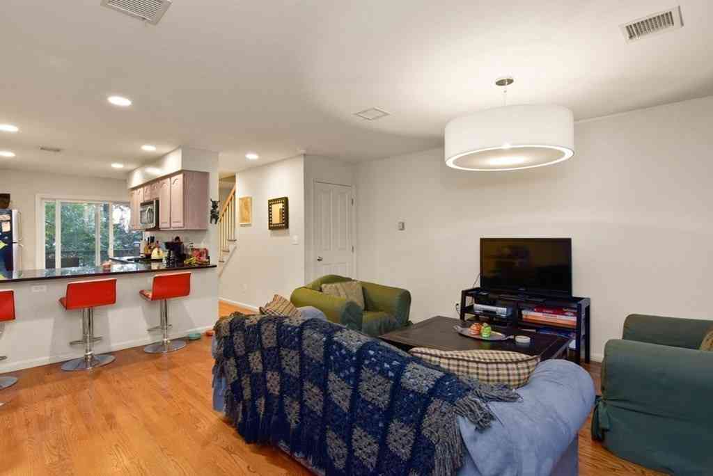 Condo For Rent - 214 Parker Hill Ave #214<br/> Boston, MA 02120