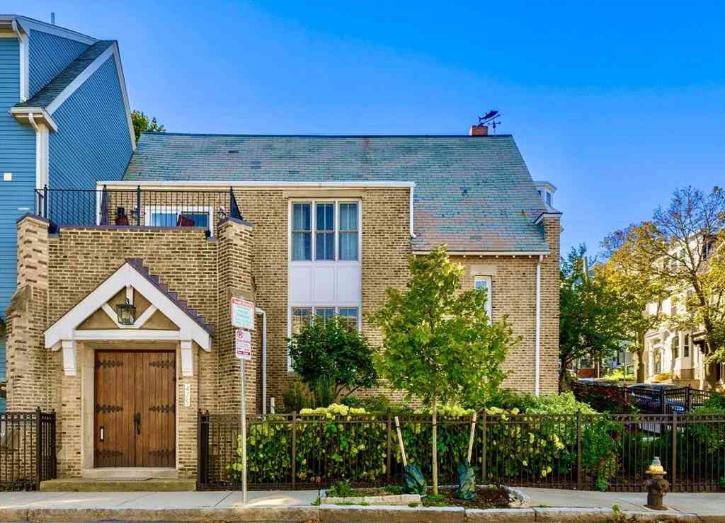 Homes For Sale - 475 E 4th Street<br/> Boston, MA 02127