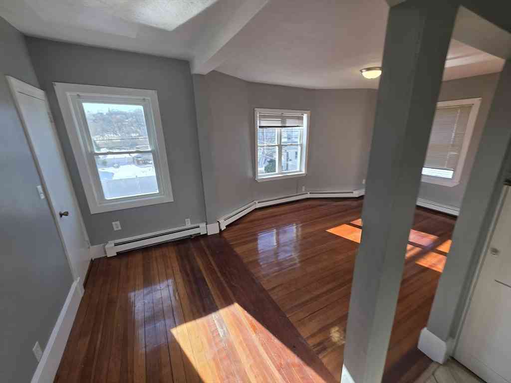 Homes For Rent - 14 Seagirt #2<br/> Saugus, MA 01906
