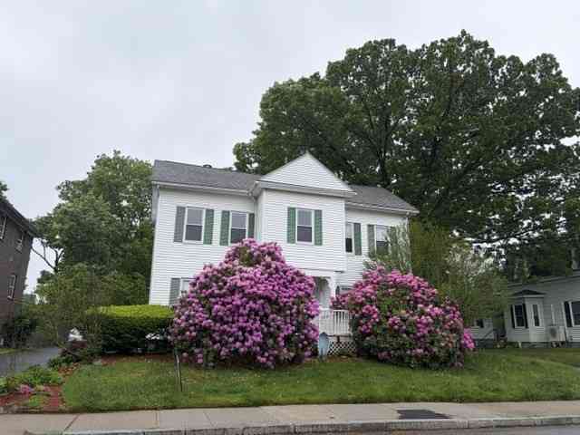 Multifamily For Rent - 32 Vernon St<br/> Waltham, MA 02453