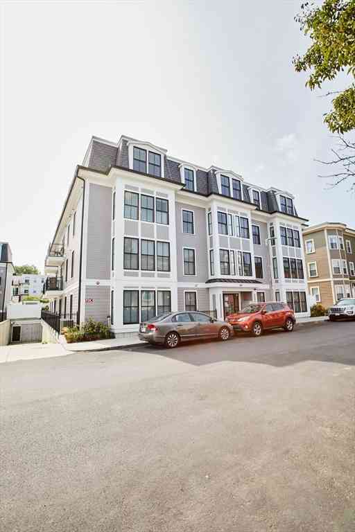 Condo For Sale - 881 E 2nd St #13<br/> Boston, MA 02127