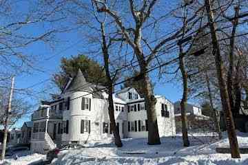Multifamily For Rent - 122 Sylvia St<br/> Arlington, MA 02476
