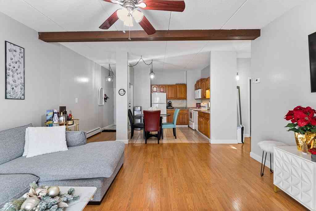 Condo For Rent - 80 N Warren St #2D<br/> Woburn, MA 01801