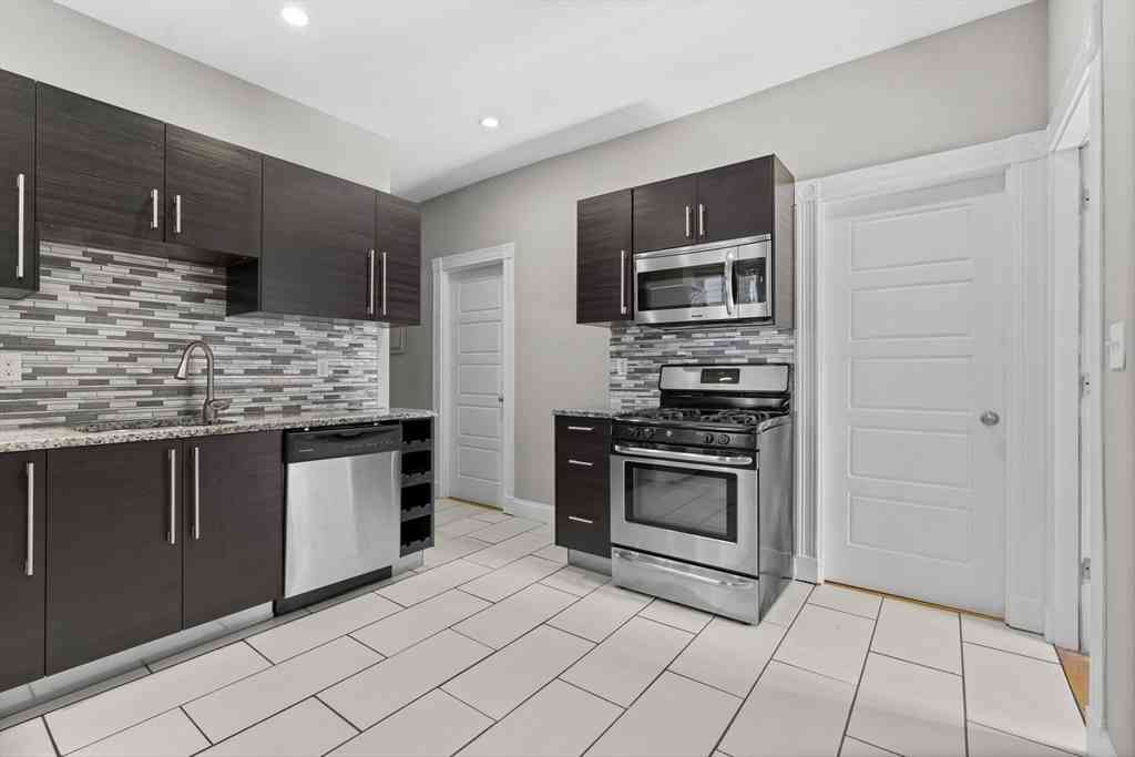 Apartment For Rent - 35 Harbor View Street #2<br/> Boston, MA 02125