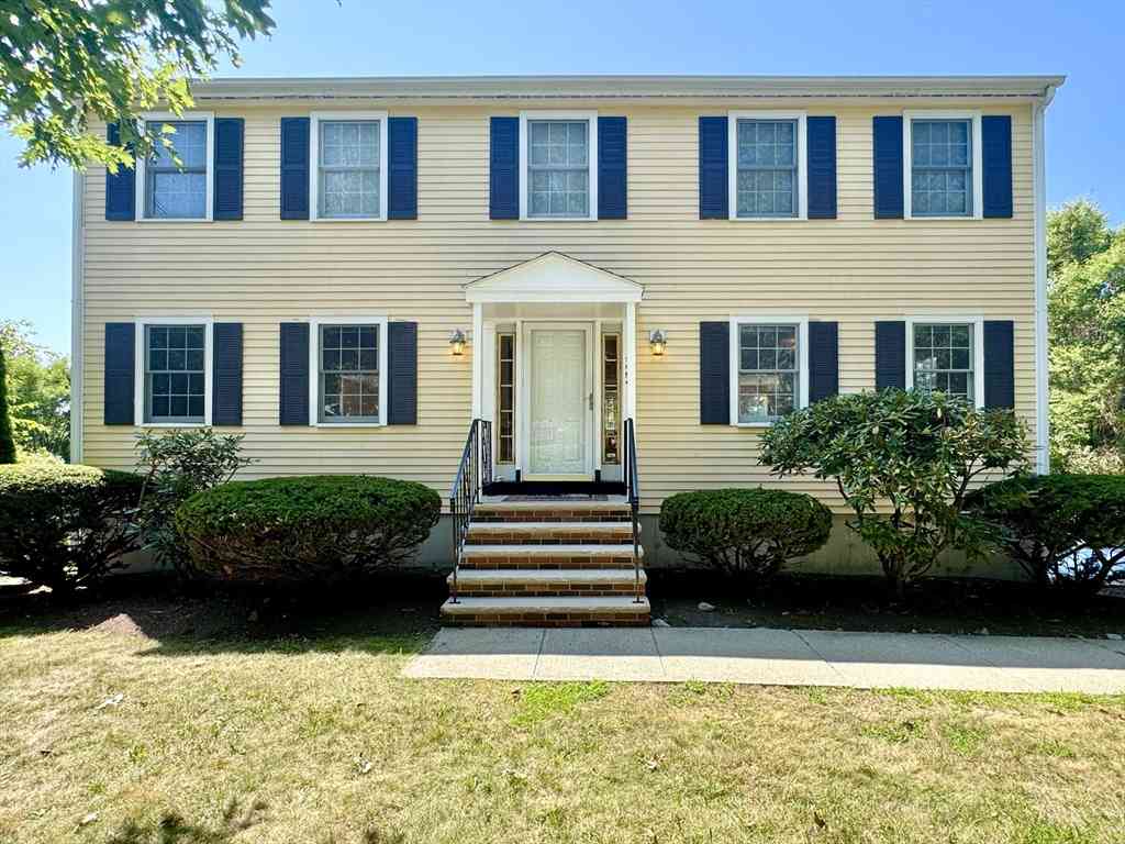 Homes For Rent - 322 Lowell Street<br/> Lexington, MA 02420