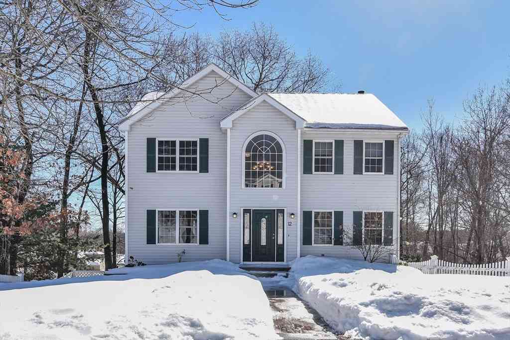 Homes For Sale - 12 Scotland Heights Rd<br/> Haverhill, MA 01832