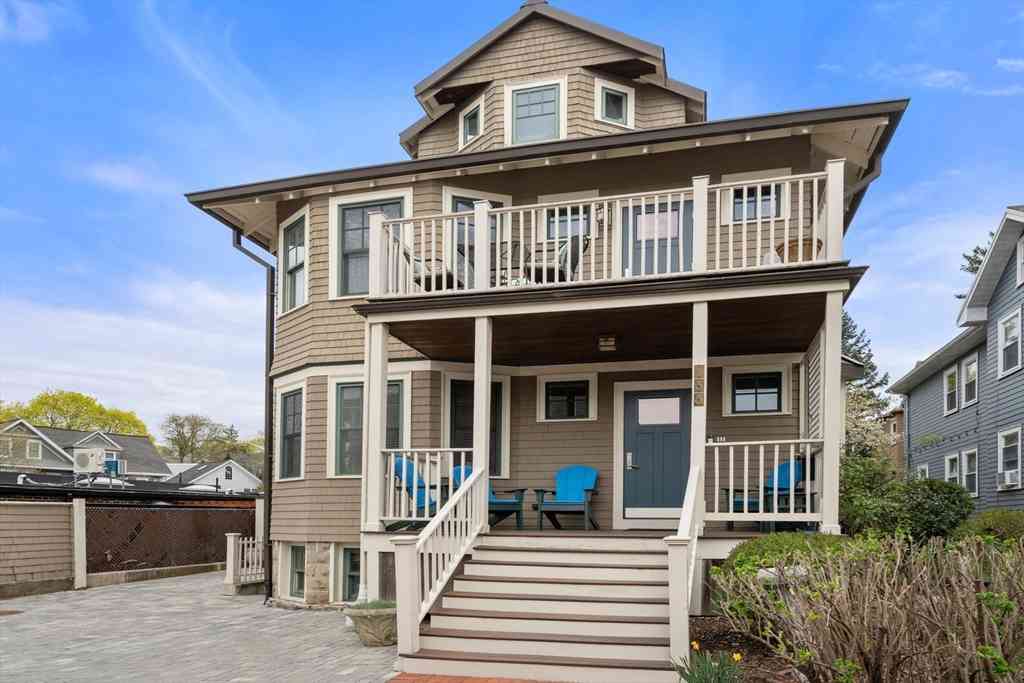 Apartment For Rent - 136 Appleton St #1<br/> Cambridge, MA 01238