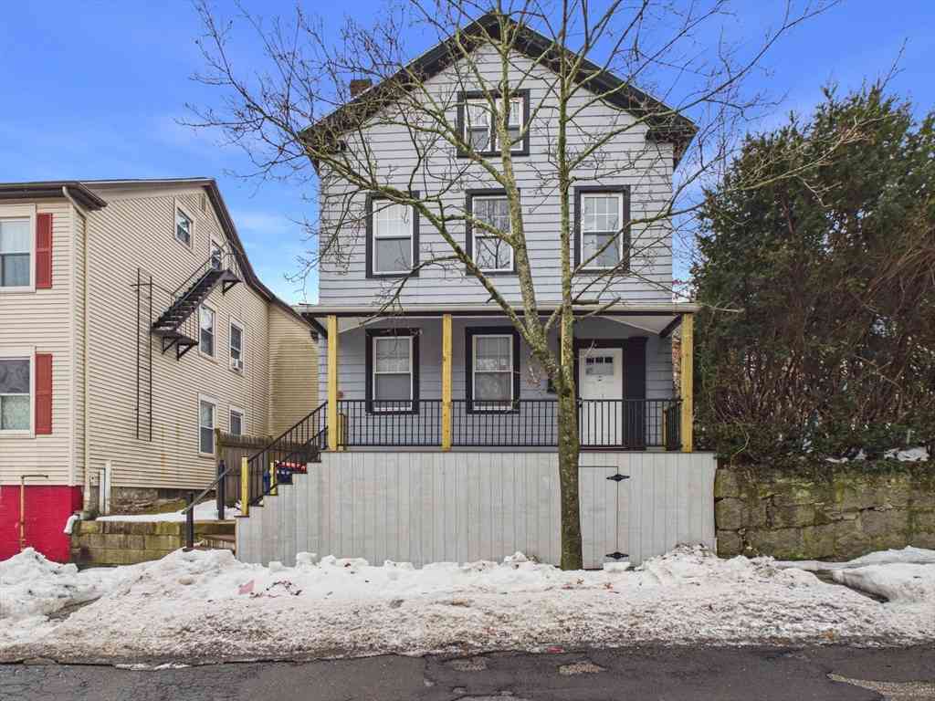 Homes For Sale - 154 Maxfield St<br/> Bristol County, New Bedford, MA 02740