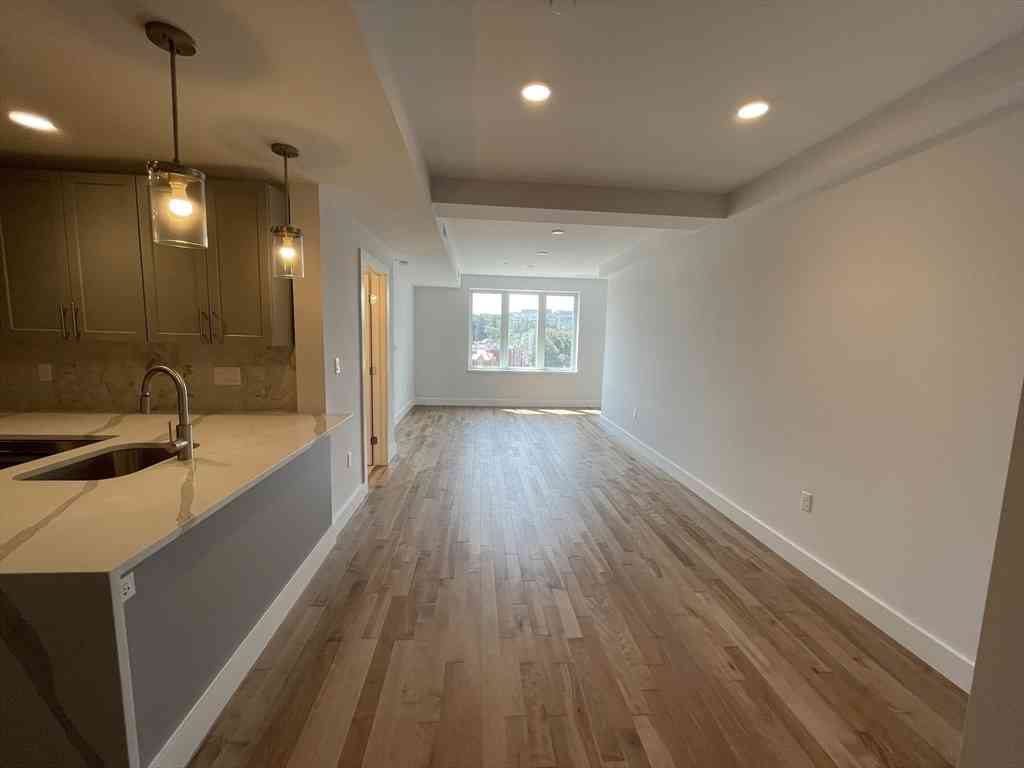 Condo For Rent - 50 Hichborn St #503<br/> Boston, MA 02135