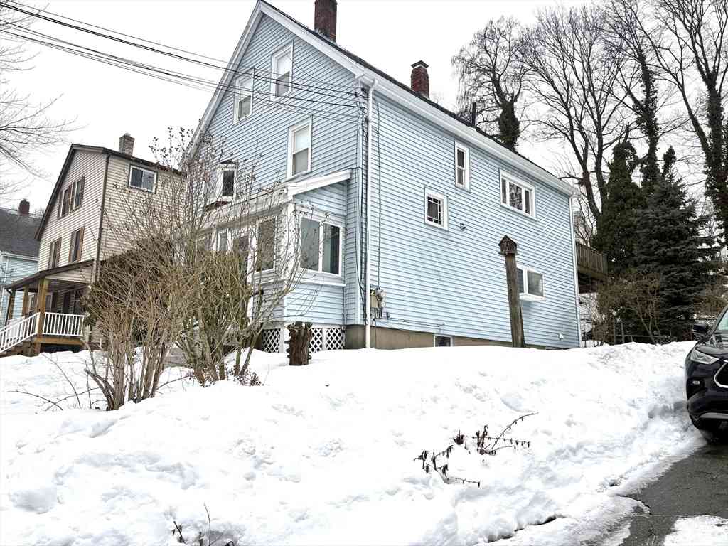 Apartment For Rent - 74 Vernon St #1<br/> Wakefield, MA 01880