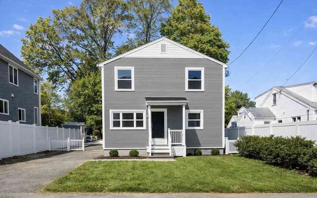 Homes For Rent - 70 Seminole Ave<br/> Waltham, MA 02451