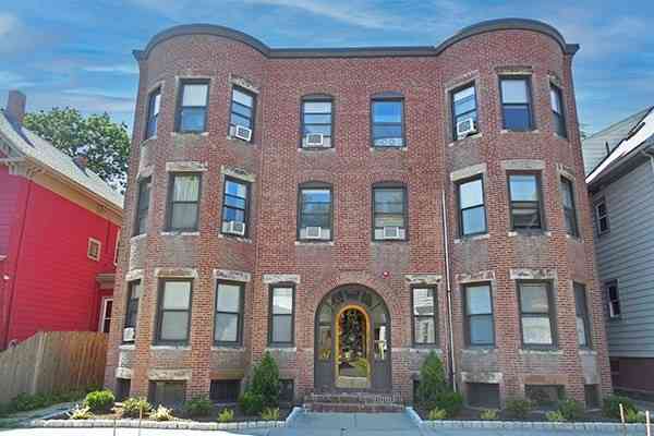 Apartment For Rent - 40 Cedar St #1L<br/> Somerville, MA 02143