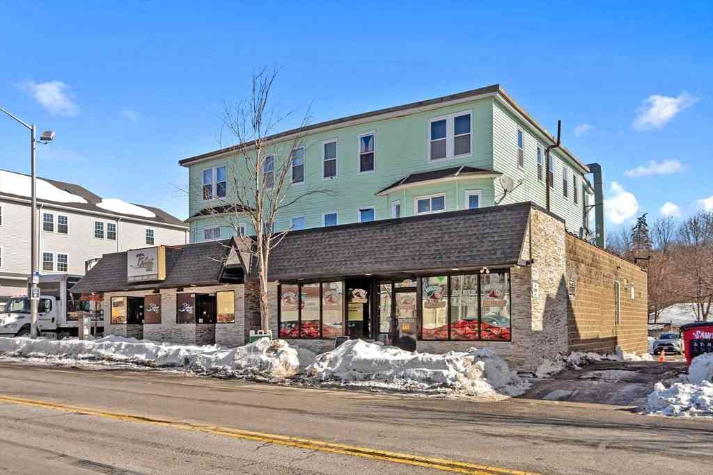Homes For Rent - 249 Lincoln St<br/> Worcester, MA 01605