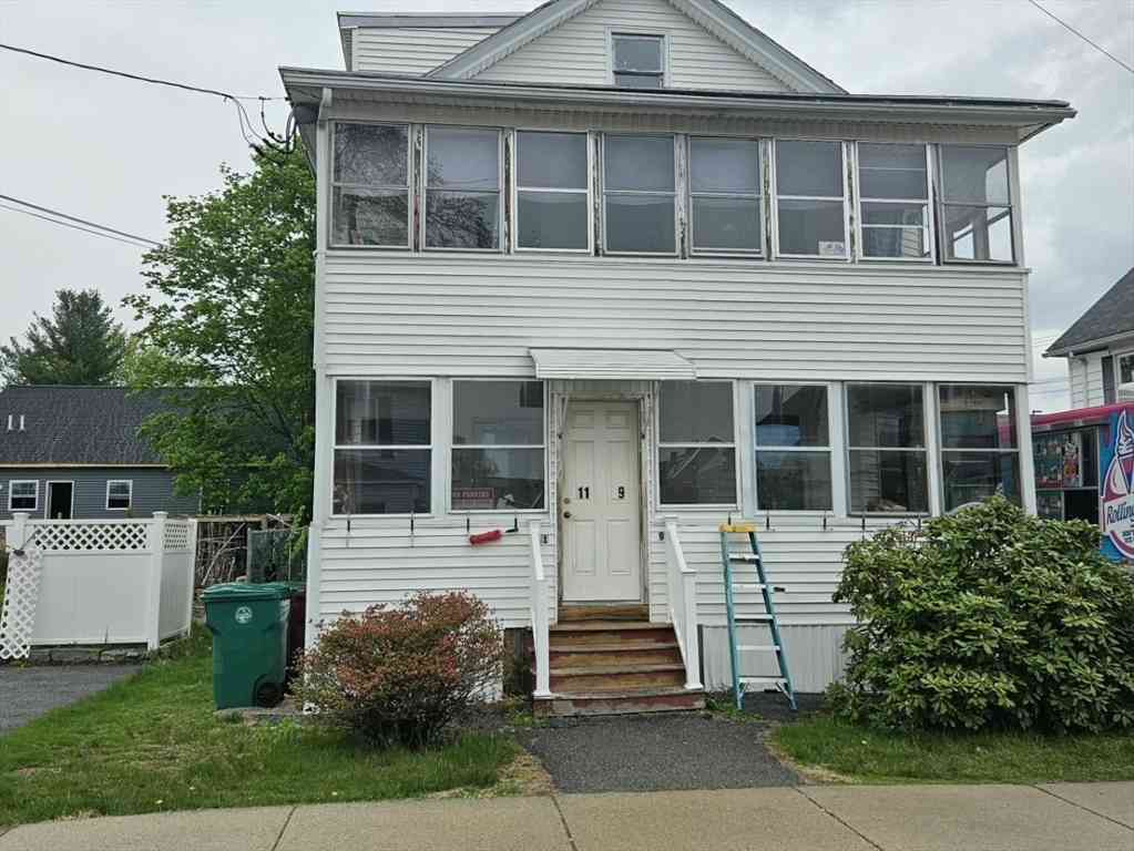 Condo For Rent - 9 Victoria #1<br/> Lowell, MA 01851