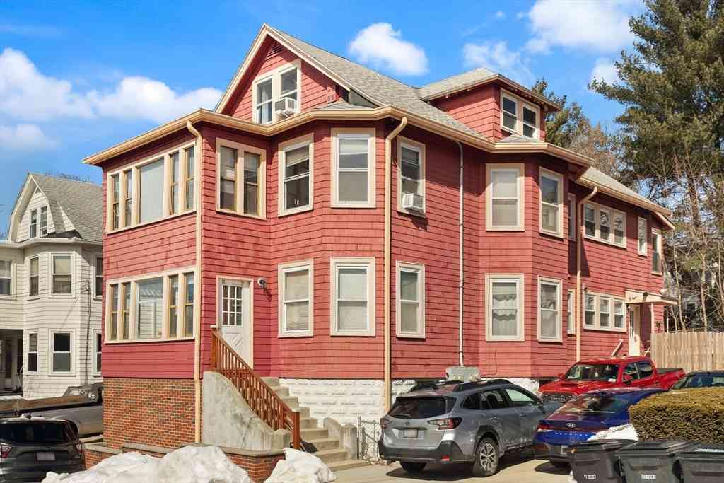 Homes For Rent - 25-27 Upland Rd<br/> Somerville, MA 02144