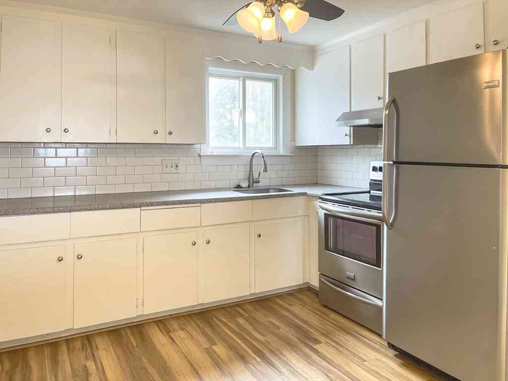 Apartment For Rent - 623 Quincy Shore Drive #6<br/> Quincy, MA 02170