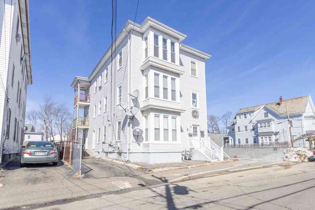 Apartment For Rent - 16 Hancock #3<br/> Brockton, MA 02301