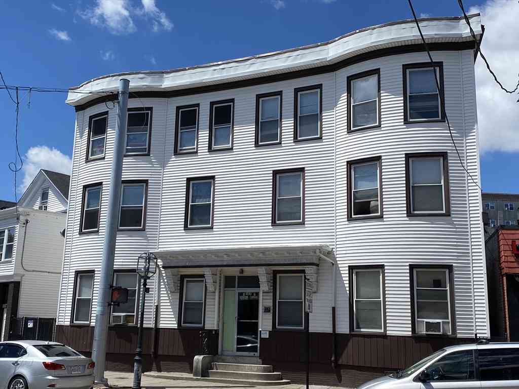 Apartment For Rent - 164-166 Washington Ave. #7<br/> Chelsea, MA 02150