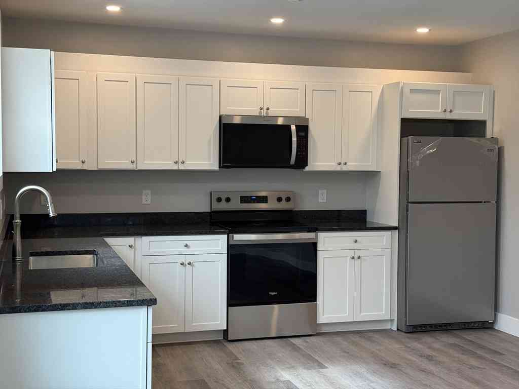 Apartment For Rent - 251 Sladen Street #207<br/> Dracut, MA 01826