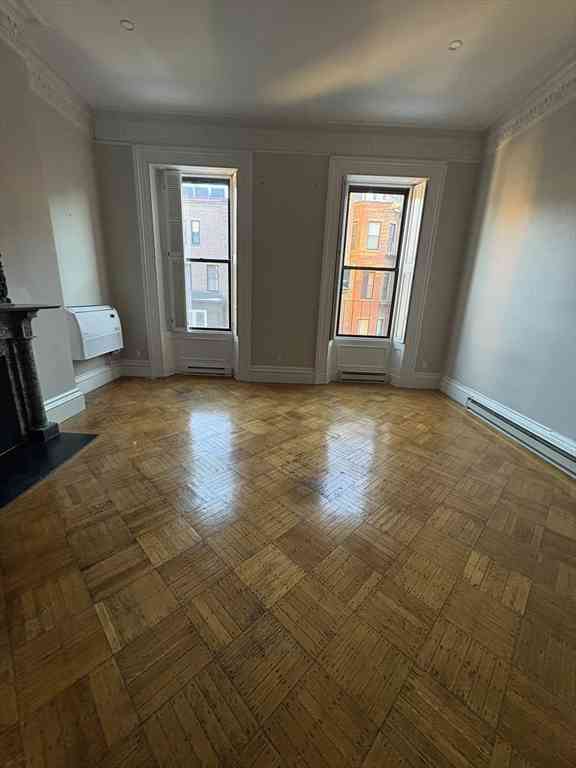 Apartment For Rent - 211 Beacon St #2R<br/> Boston, MA 02116