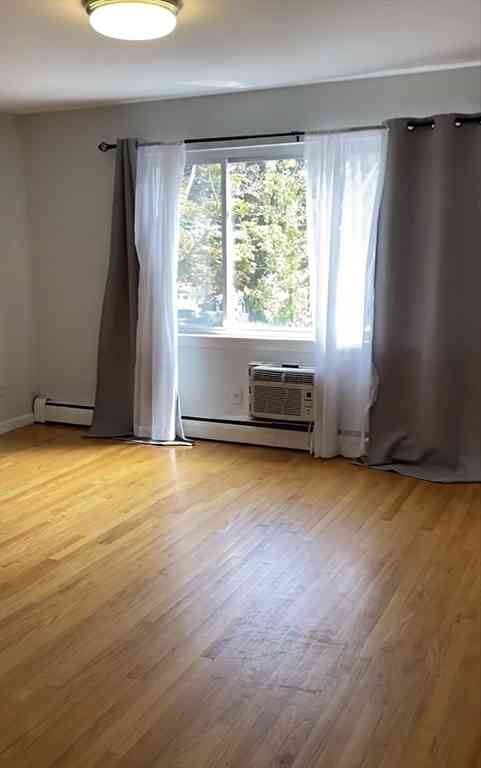 Apartment For Rent - 71 Oxford Ave #2<br/> Cambridge, MA 02138