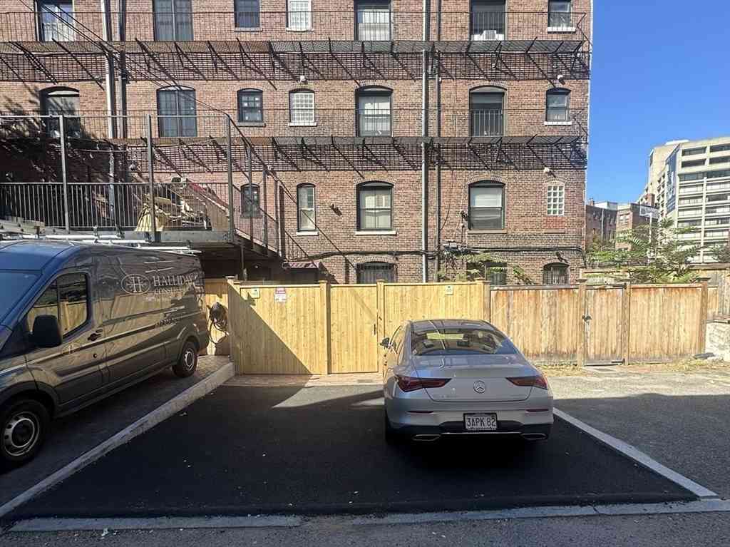 Homes For Rent - 30 St Stephen St #PARKING<br/> Boston, MA 02115