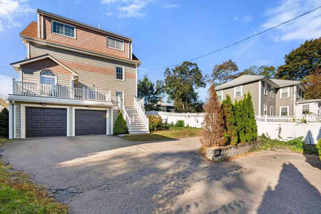 Multifamily For Rent - 76 Taft Ave<br/> Newton, MA 02465