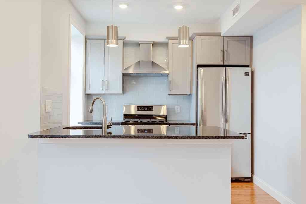 Apartment For Rent - 15 Kenilworth St #2<br/> Boston, MA 02119
