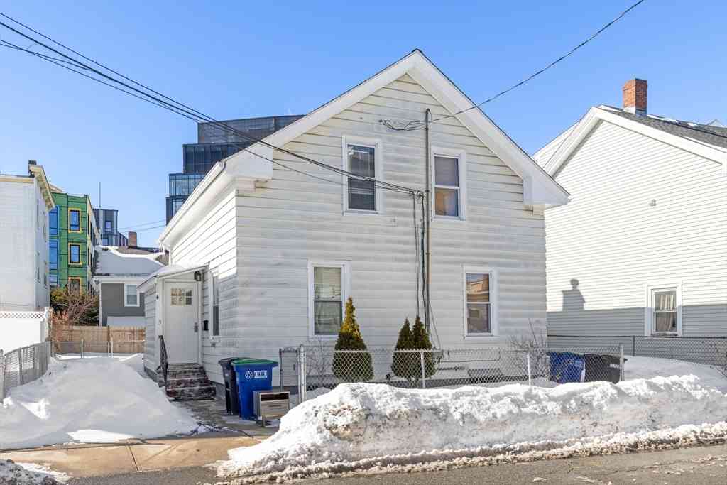 Homes For Rent - 3 Linden St<br/> Somerville, MA 02143