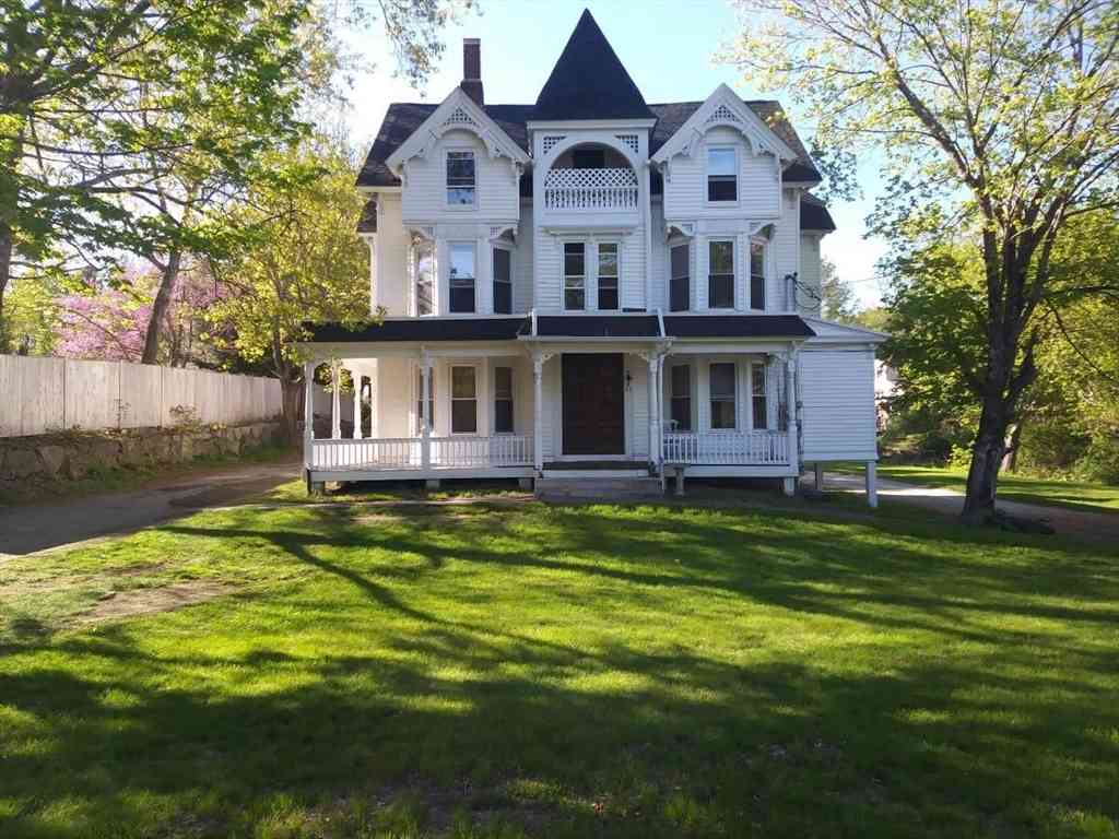 Apartment For Rent - 21 Pleasant #2<br/> Upton, MA 01568