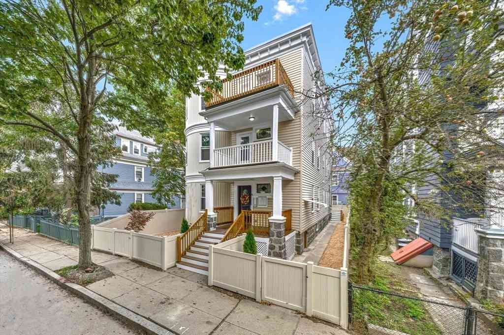 Apartment For Rent - 24 Hinckley #3<br/> Boston, MA 02125