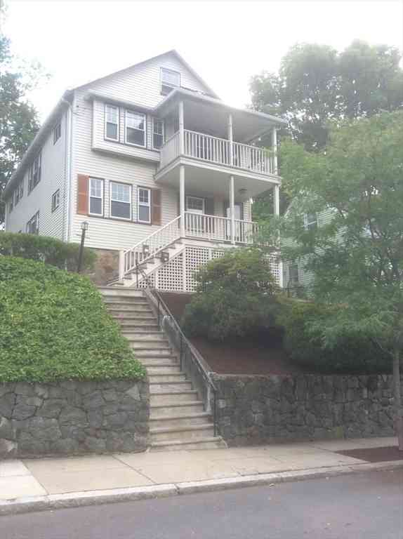 Apartment For Rent - 106 Bennett St #2<br/> Boston, MA 02135
