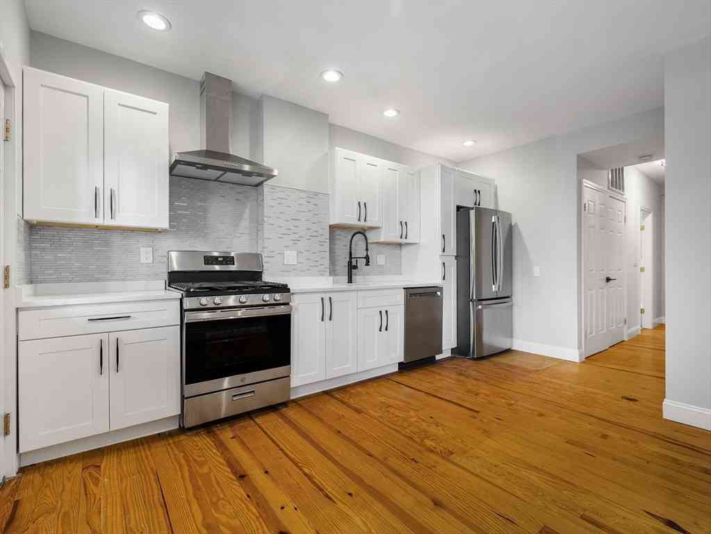 Apartment For Rent - 131A Cottage St #2A<br/> Boston, MA 02128