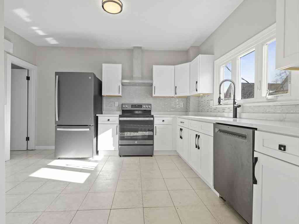 Apartment For Rent - 42 William St #1<br/> Medford, MA 02155