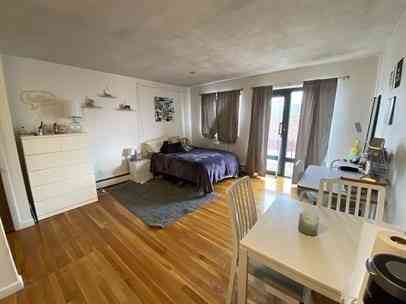 Apartment For Rent - 1027 Commonwealth Ave #34<br/> Boston, MA 02215