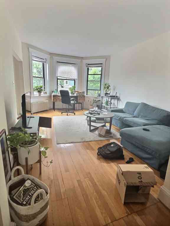 Apartment For Rent - 397 Harvard #4<br/> Brookline, MA 02446