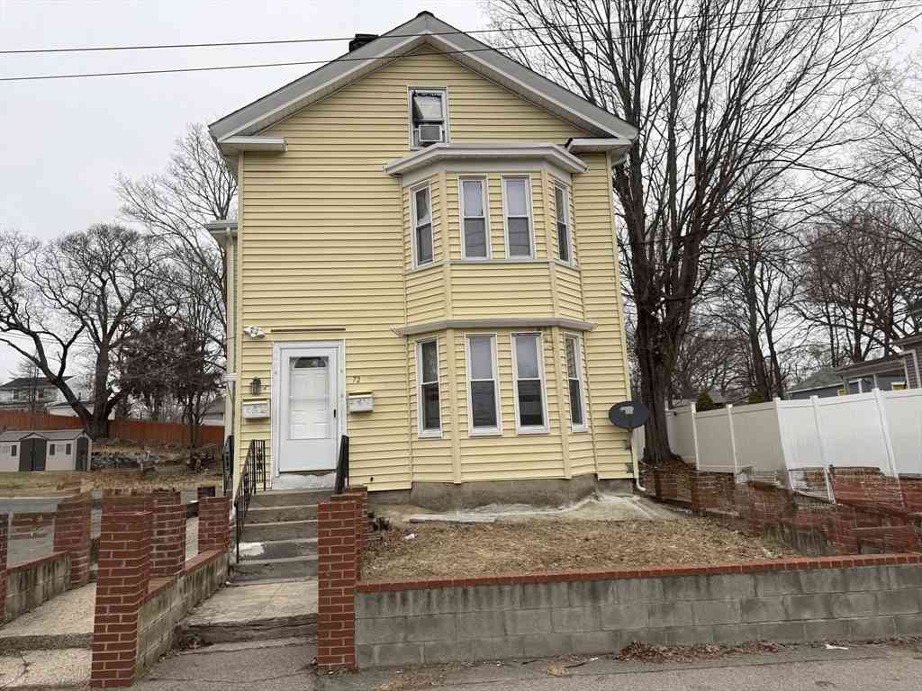 Homes For Rent - 72 Allen St #1<br/> Randolph, MA 02368