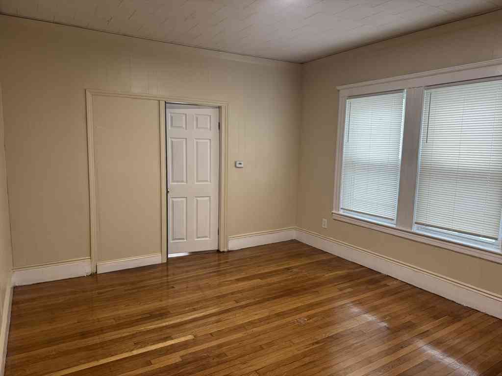 Apartment For Rent - 44 School #-<br/> Everett, MA 02149