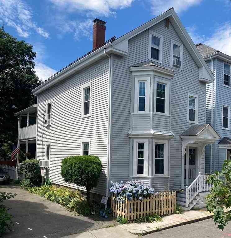Apartment For Rent - 53 Prince Street #2<br/> Brookline, MA 02445