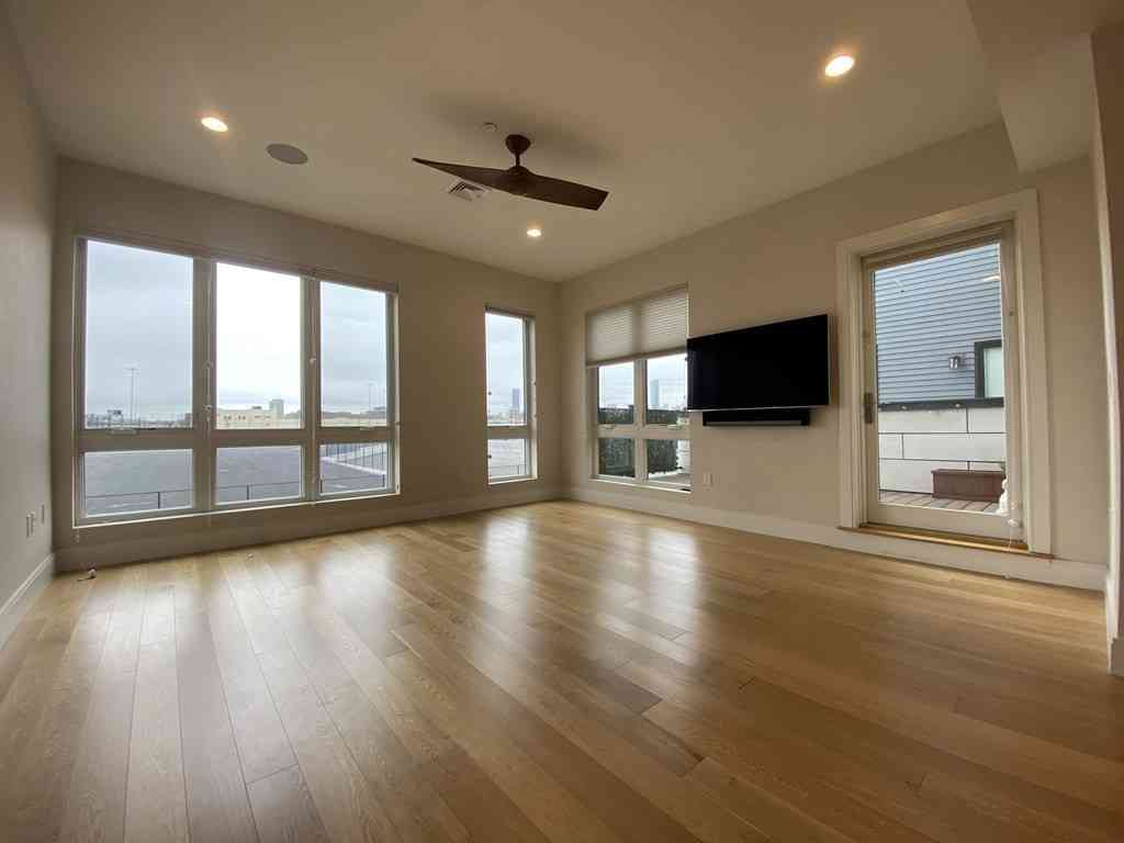 Condo For Rent - 488 Dorchester Ave #2B<br/> Boston, MA 02127
