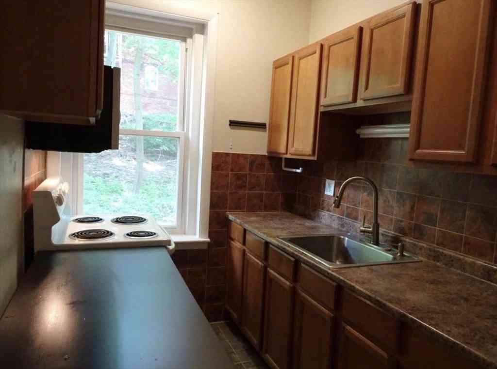 Condo For Rent - 15 University #22<br/> Brookline, MA 02445