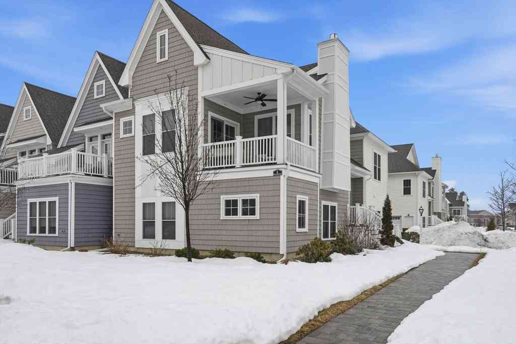 Homes For Sale - 1 Sunflower Way<br/> Plymouth County, Plymouth, MA 02360