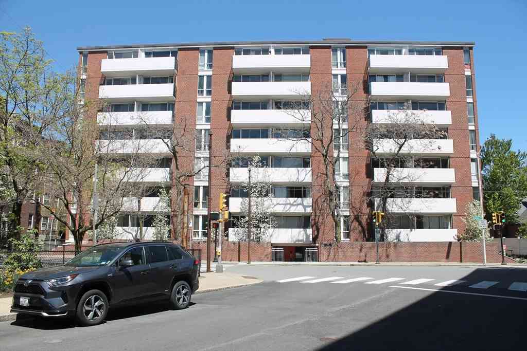 Condo For Rent - 29 Concord Ave #815<br/> Cambridge, MA 02138