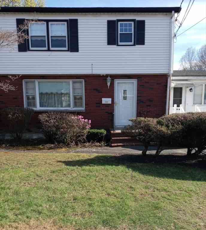 Homes For Rent - 87 Auburn Street #1<br/> Saugus, MA 01906