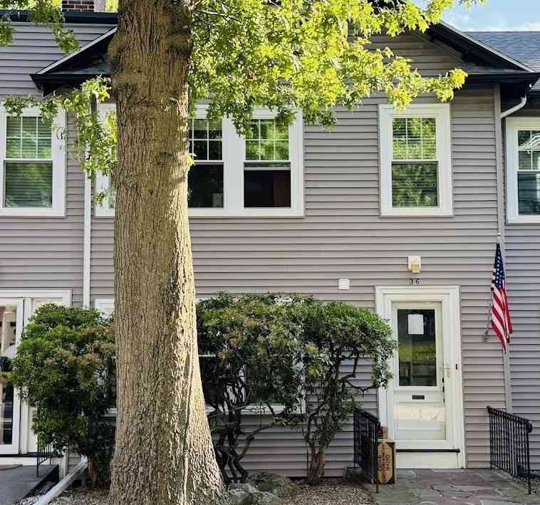 Apartment For Rent - 36 Beaconsfield Rd #2<br/> Brookline, MA 02445