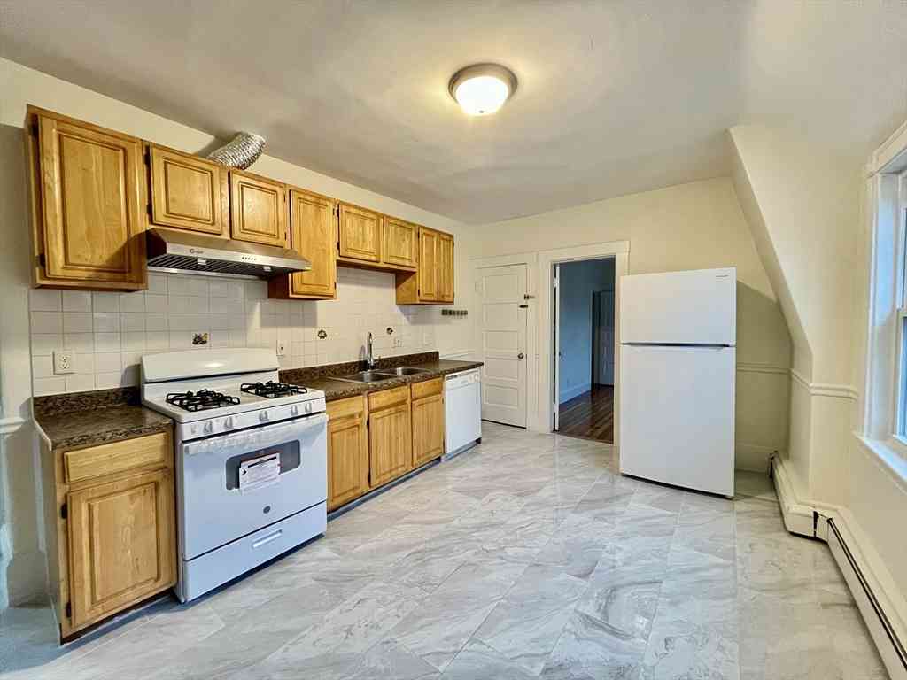 Apartment For Rent - 55 Scammell #2<br/> Quincy, MA 02169
