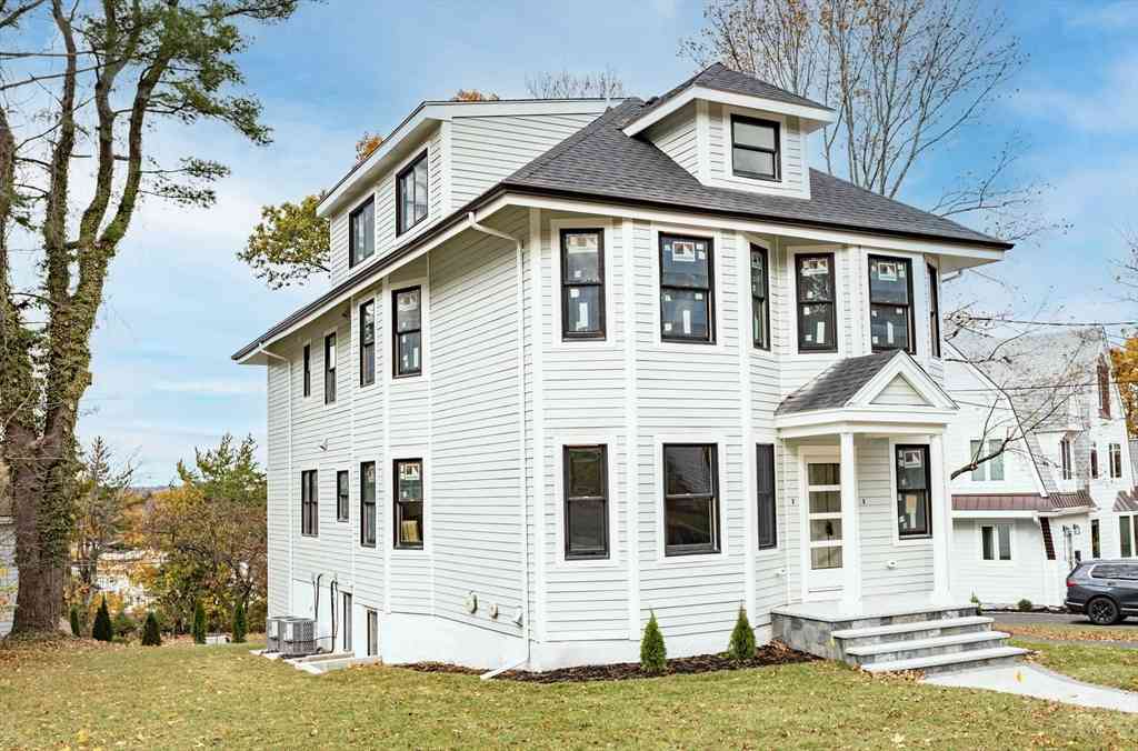 Multifamily For Rent - 123 Mt Vernon Street<br/> Newton, MA 02465