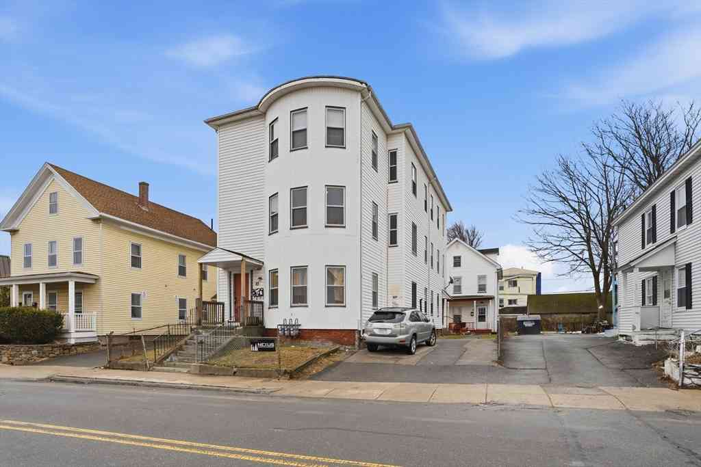 Homes For Rent - 83 Canterbury St<br/> Worcester, MA 01603