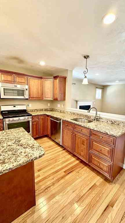 Homes For Rent - 87 South St #87<br/> Plainville, MA 02762